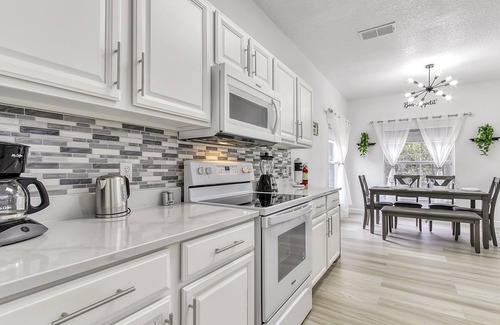 Cumbrian Lakes Villa | Chic Disney-Area Pool Home with Spa in Gated Community