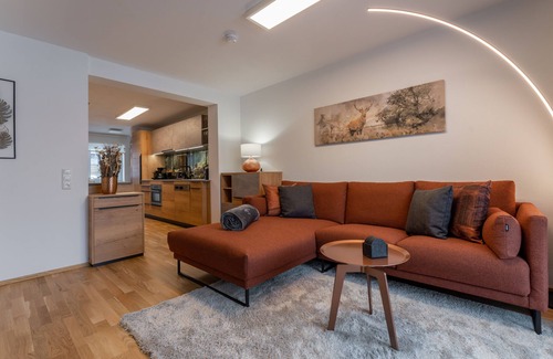 Bad Hofgastein Apartment | Stylish Flat with Kitchen & Breakfast - Rated 9.2/10!