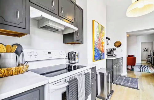 Old Fourth Ward House | Stylish and Historic 2-Bedroom Oasis next to the Beltline