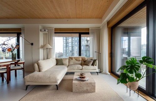 Frankendael Apartment | Stylish Apartment with River Views and Family-Friendly Amenities