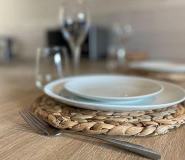Pontrilas Apartment | Modern City Centre Apartment with Easy Parking & Family-Friendly