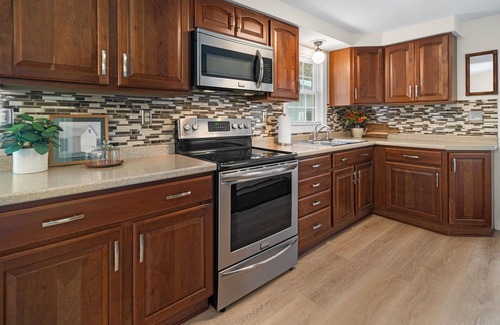 Trumansburg House | Tranquil Retreat with Hot Tub & Lake View in Tburg
