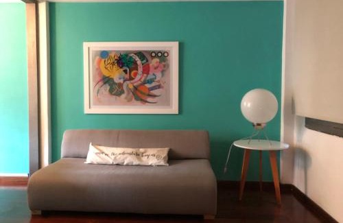 Centro Apartment | Stylish City Center Apartment - Pet & Child Friendly Stay