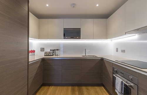 Fryent Apartment | Stylish 3-Bed Apartment in Colindale - Top Rated Stay