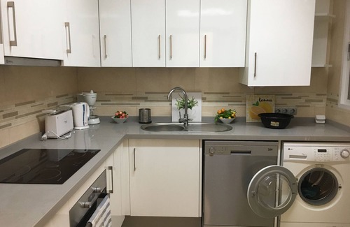 Arroyo de la Miel Apartment | Stylish Terrace Apartment in Arroyo De La Miel - Rated 9.6