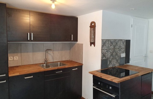 Vacheresse Apartment | Stylish Apartment in Chalet: Pet Friendly & Great Reviews