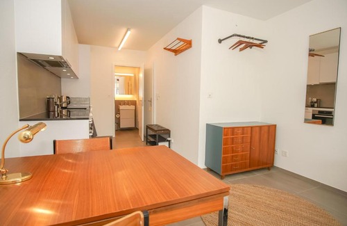 Iselin Apartment | Modern Apartment with Free BaselCard and Family Amenities