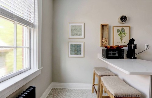 Frankfort Apartment | Stylish Apt/Amenity driven and PRIME Location