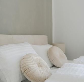 Weißgerber Apartment | Modern Apartment for 4-6, Steps from the Heart of the City