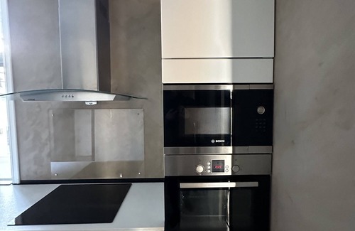 Valderhaugstranda Apartment | Elegant Art Nouveau Apartment in the Heart of Ålesund