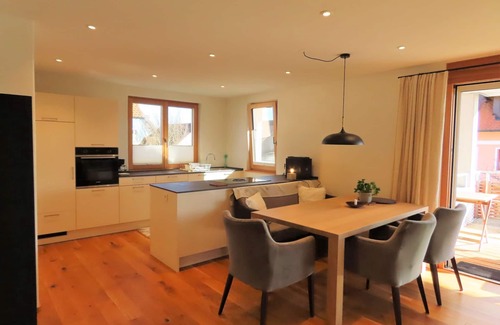 Hagnau Apartment | Stylish, brand new vacation home with high-quality furnishings and the lake