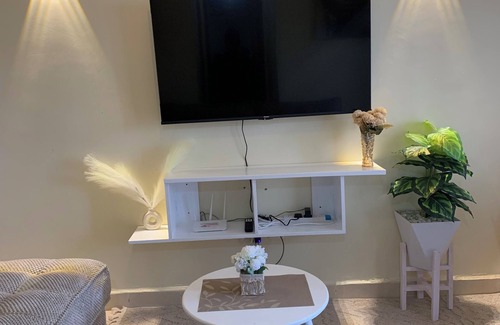 Nairobi Apartment | Stylish charm with warm neutrals in vibrant Nairobi
