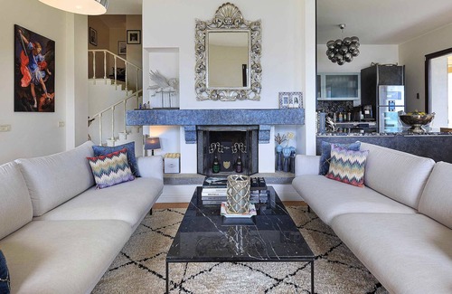 Azzano Villa | Stylish Villa Nadea with Pool and Lake Como Views