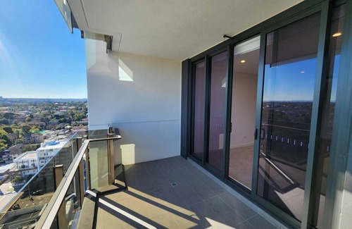 Merrylands Apartment | Stylish & Cozy 1 Bedroom Apartment