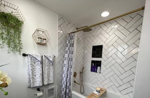 Dupont Apartment | Comfortable 1BD/1BA Retreat, Just Minutes from JBLM