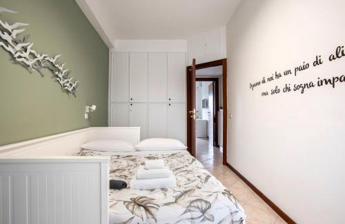 Universita House | Stylish 4-Star Hotel with Balcony & City View - Rated 9.9