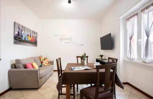 Universita House | Stylish 4-Star Hotel with Balcony & City View - Rated 9.9