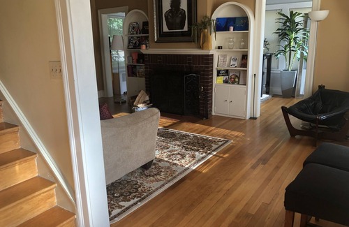 Hartford House | Cozy Fully Equipped Home Perfect for Families