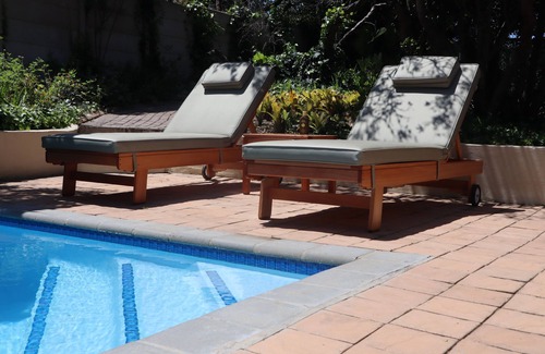 Wilderness House | Stylish House with Pool - Just 5 Minutes to the Beach!