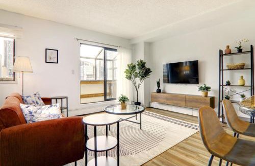 Beltline Apartment | Pet-Friendly 2BR Near Stampede with Downtown Views