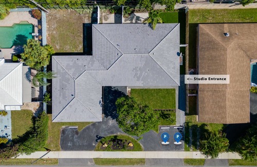Coral Ridge Apartment | East Lauderdale Efficiency: 10/10 Rated & Close to Beach