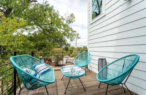 Blackshear-Prospect Hill House | Stylish Eastside Getaway Yard Pool Firepit & Golf Nearby