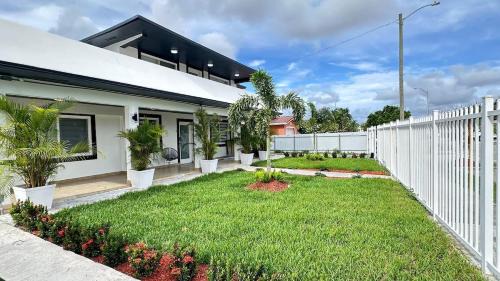 Hialeah Apartment | Stylish Escape by Miami International Airport
