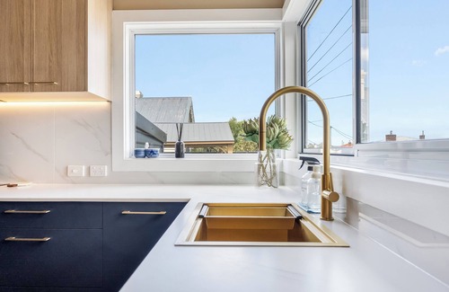 Moonah House | Stylish Family Getaway with Modern Comforts