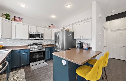 South Jordan House | Perfect Getaway: Pool, Game Room & Pet-Friendly Retreat