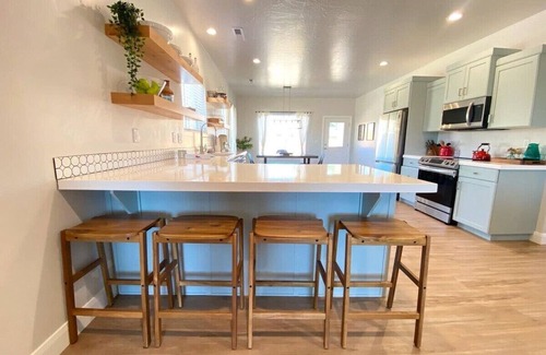Kanab House | Family-Friendly Home in Kanab, Near Zion National Park