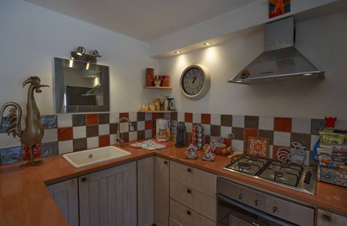 Obidos Other | Beautiful Farmhouse Retreat with Sun Room Near Obidos