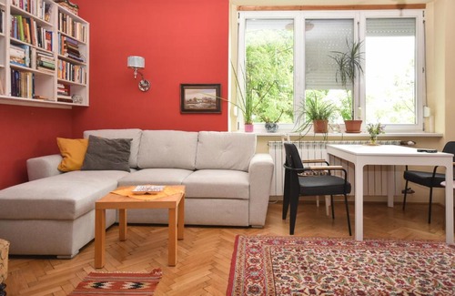 Krisztinavaros Apartment | Elegant Flat with Balcony Near the Castle & Metro