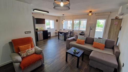L'Albufereta Apartment | Modern Apartment Just Minutes from Albufereta Beach