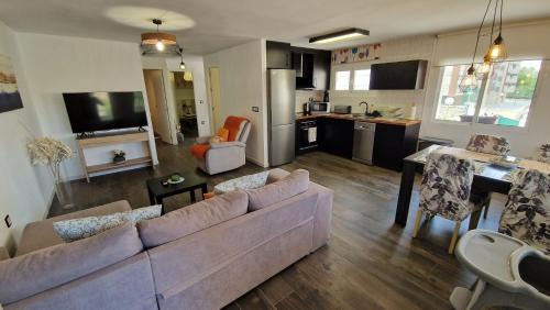 L'Albufereta Apartment | Modern Apartment Just Minutes from Albufereta Beach