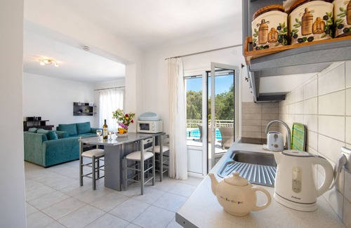 Koutsi Villa | Serene Hideaway Just Steps from Marmari Beach