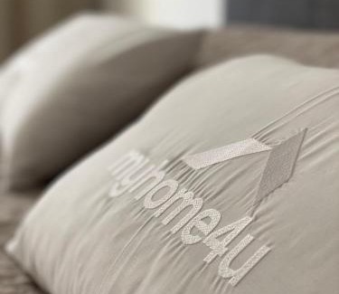 Lagos Apartment | Stylish House: Family-Friendly Escape for Memorable Stays