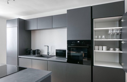 Josefstadt Apartment | Stylish 3BR Josefstadt Escape with Pet-Friendly Amenities