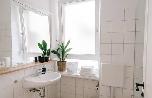 Ruppertsberg Apartment | Trendy Königsgarten Apartment in Deidesheim for 4 Guests