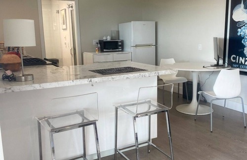Greenbrae Apartment | Stylish Larkspur Retreat with stunning views & Amenities
