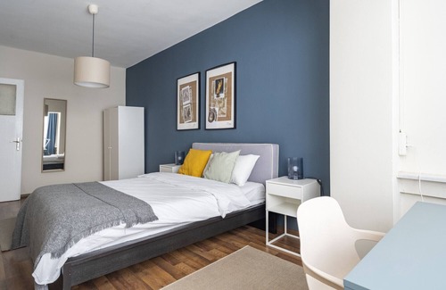 Asmali Mescit Apartment | Trendy Loft Retreat in Lively Beyoglu with Family Amenities