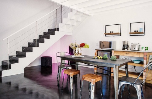 Bloubergstrand Apartment | Stylish Loft with Ocean Views, Steps to Pristine Beaches
