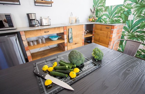 Bloubergstrand Apartment | Stylish Loft with Ocean Views, Steps to Pristine Beaches