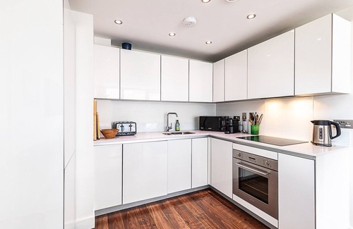 Livesey Apartment | Stylish London Apartment in Trendy Peckham