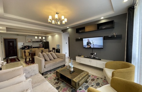 Thompson Estate Apartment | Stylish Apartment Just Steps from Junction Mall