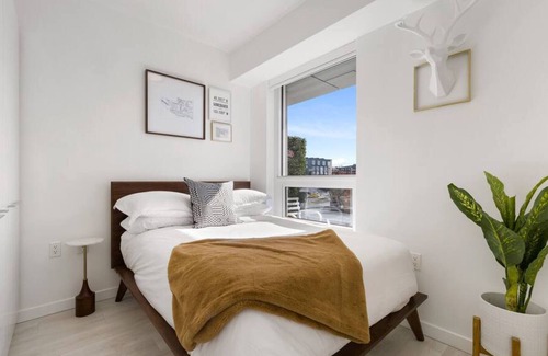 Mount Pleasant Condo | Modern 2BD Condo - Family-Friendly & Highly Rated!