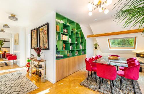 Meudon Apartment | Modern Apartment with Art, Design & Garden - Villa des Ammonites