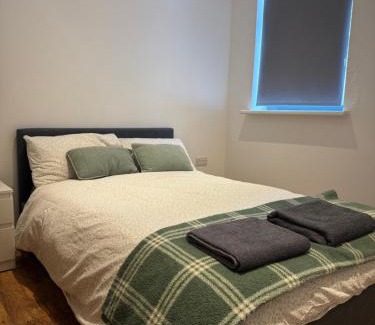 Royal Docks Apartment | Stylish modern apartment