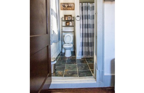 Seguin Apartment | Stylish, Modern, Industrial Fully Furnished Downtown 2nd Floor Micro Loft!