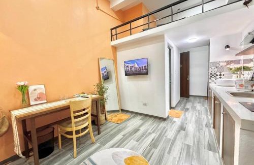 Nghia Đo Apartment | Modern Lakeside Apartment with Family and Pet Amenities