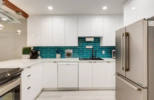 Montgomery House | Pet-Friendly Montgomery Gem: Comfort by the River